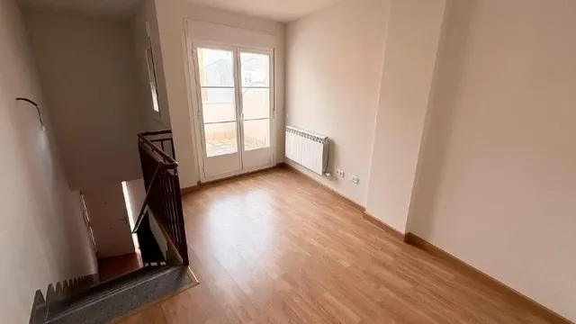 DÚPLEX VENTA VITIGUDINO. Urbis te ofrece un piso tipo dúplex en venta en Vitigudino Salamanca. — 10