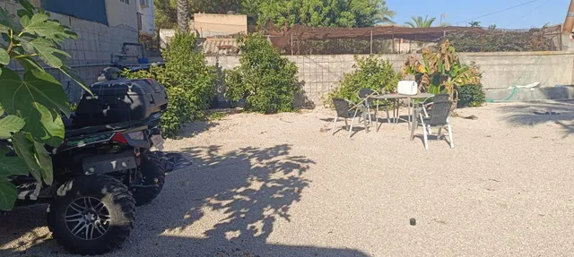 Chalet con parcela y piscina privada — 23