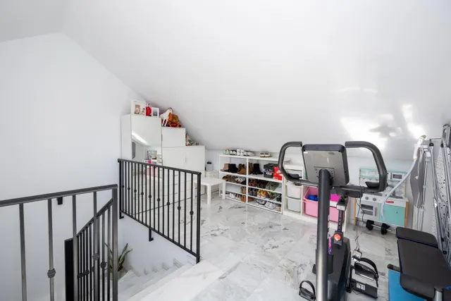 MARAVILLOSA CASA  A POCOS MINUTOS DEL CENTRO DE LA ZUBIA — 38