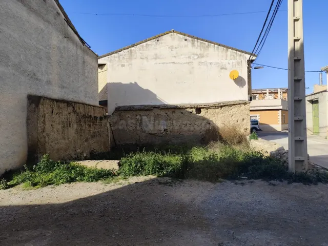 TERRENO URBANO DE 77 M2 ÚTILES EN SAN MATEO DE GALLEGO - ZAR - foto 4