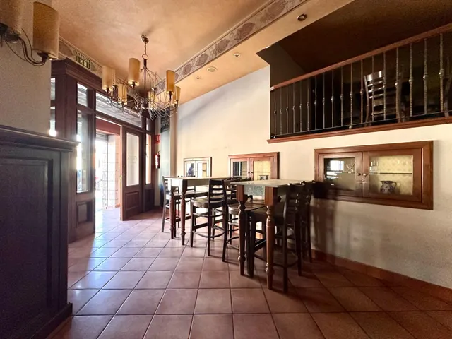 Amplio Negocio en Venta en Ogijares - Oportunidad Única — 15