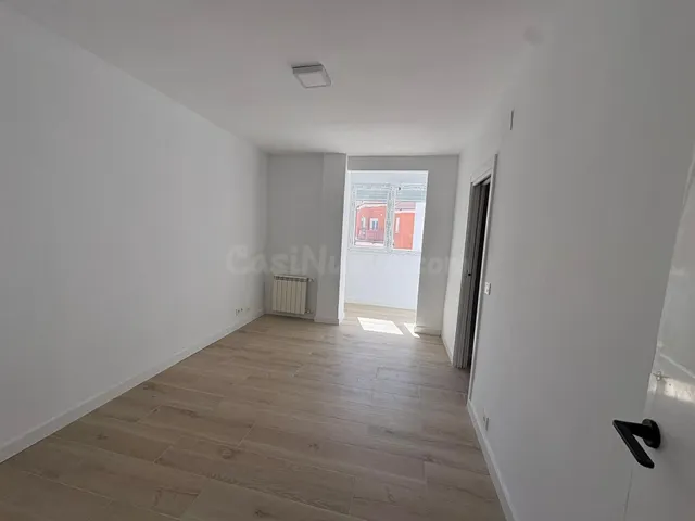 PISO EN VENTA CALLE MAGALLANES - foto 3