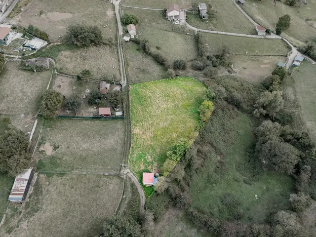 Finca edificable de 2.065 m2 en Olloniego, con vistas a la montaña — 8