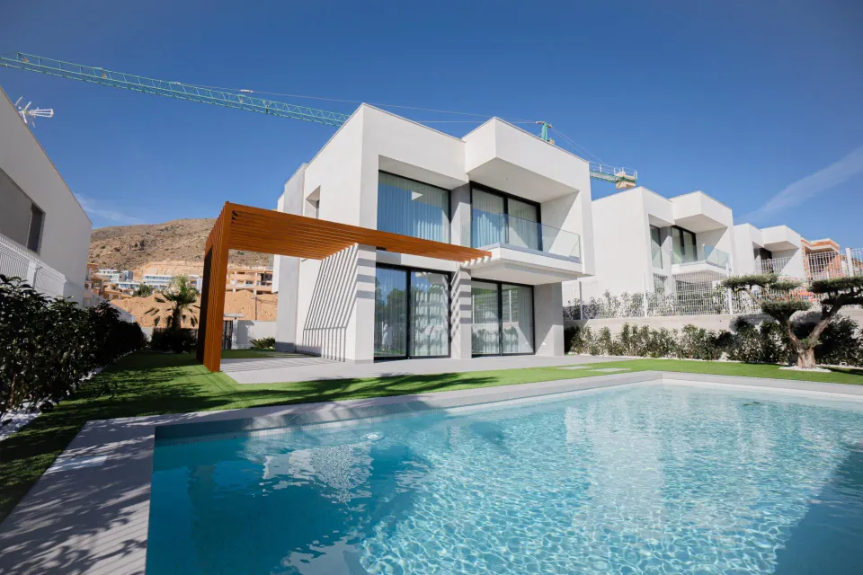 Villa de lujo con jardin y piscina privada Sierra Cortina Finestrat