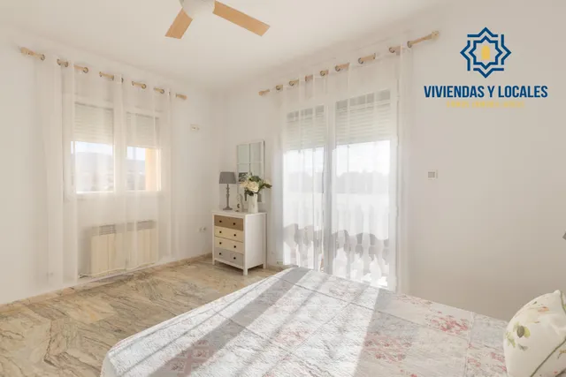 ¡MAGNIFICO CHALET INDEPENDIENTE CON CALIDADES ESPECTACULARES Y PISCINA PRIVADA EN GOJAR! — 33