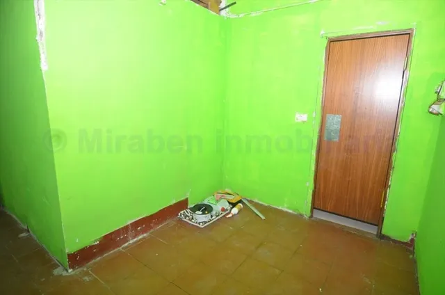 Local comercial en venta — 16