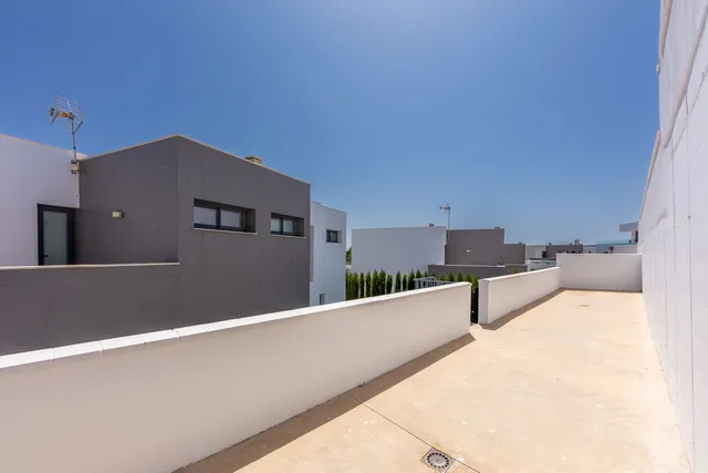 Chalet 4 habitaciones 231m² en venta - Costa del Sol — 31