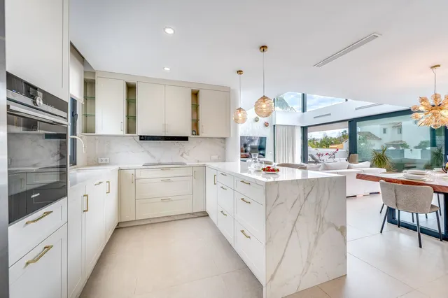 Chalet 5 habitaciones 642m² en venta - Marbella — 7
