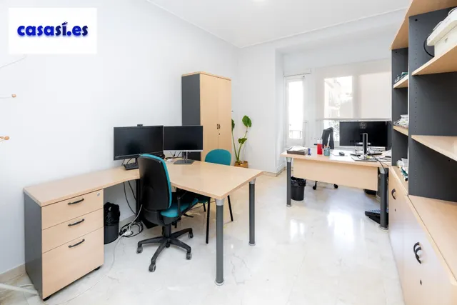 Gran vivienda en Plaza Los Campos - 7 habitaciones — 18