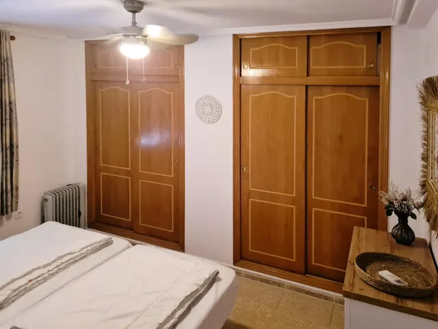 Encantadora villa con piscina privada, jardín y solárium en Monte y Mar, Gran Alacant — 33