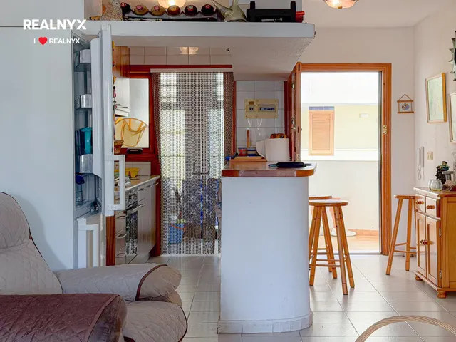 La Veleta! Acogedor apartamento exterior , con amplia terraza y vistas laterales al mar ubicación en urbanización exclusiva con piscina a 150 metros del mar — 14