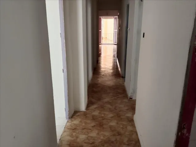 Piso de 110 m2 con 5 dormitorios y terraza en San Fernando — 9