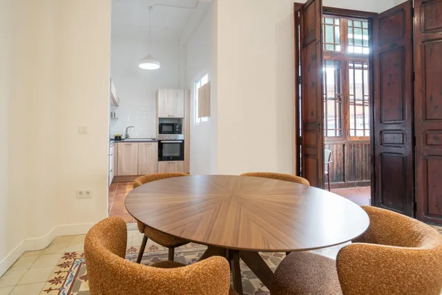 Elegancia junto al mar: fantástico piso reformado en el Cabanyal — 11