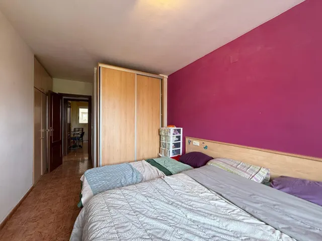 Piso de 4 habitaciones y parking en venta en Vinaròs — 2