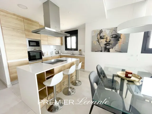 ESPECTACULAR PISO EN BENIDORM — 16