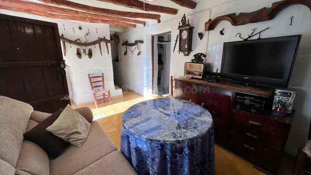 Casa de pueblo amueblada en calle peatonal céntrica — 4