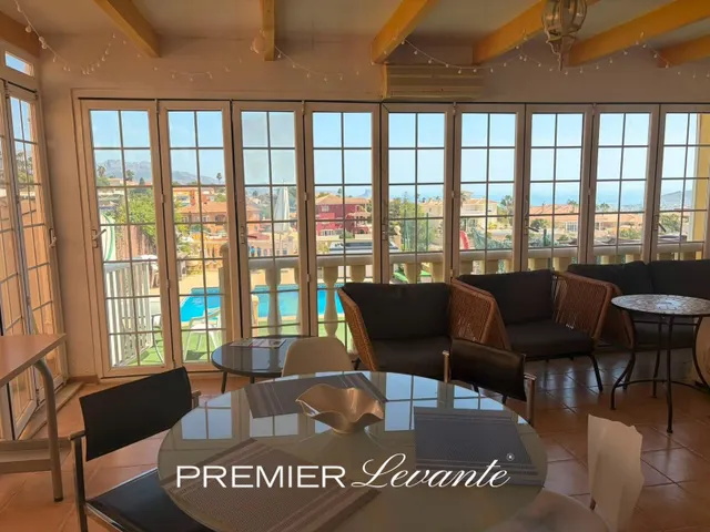 Amplio pareado en la nucia con piscina privada — 8