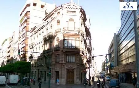 Grupo Alain presenta una magnífica oportunidad en el centro  - foto 5