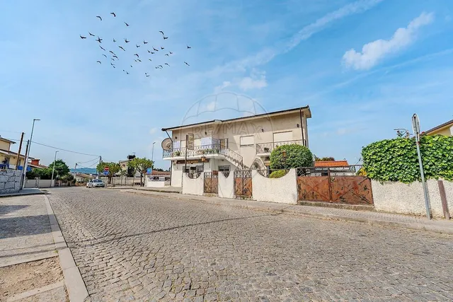 Chalet 3 habitaciones 255m² en venta - Merelim (São Paio) - 