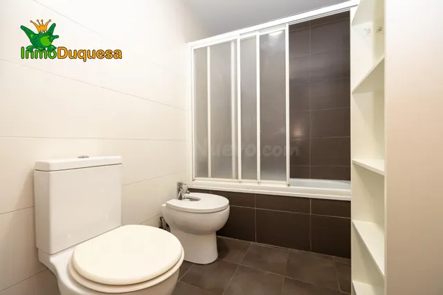 Piso duplex de 4 Dorm. en Santa Fe con plaza de aparcamiento - foto 5
