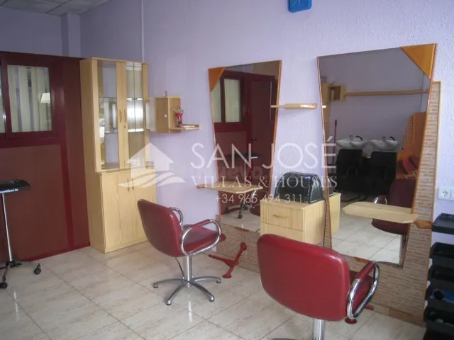 SE ALQUILA LOCAL EN ASPE ZONA PROSPERIDAD - foto 2