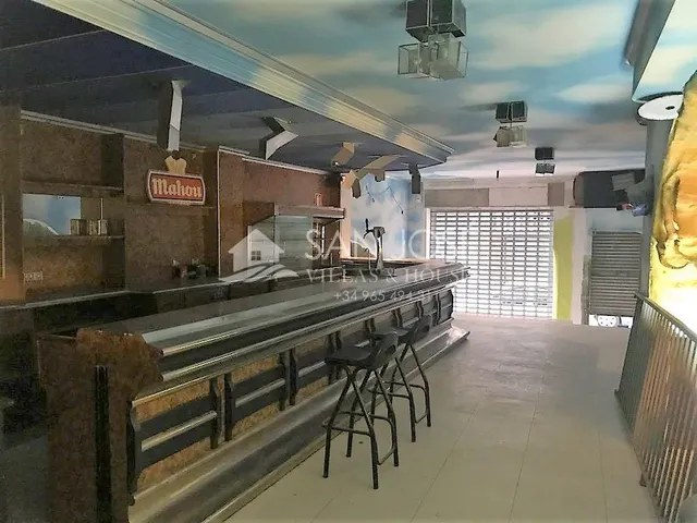 LOCAL COMERCIAL CERCA DE AVENIDA DE LA CONSTITUCION, VENTA — 2