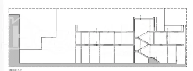 Gran patio privado y proyecto para diseñar tu casa unifamiliar en el centro urbano — 40