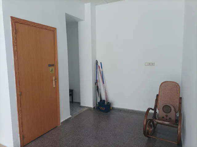 Local en Altabix con posibilidad de vivienda – ¡Ubicación inmejorable! — 7