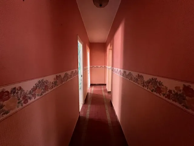 Estupendo piso de 4 habitaciones a reformar en el centro — 20