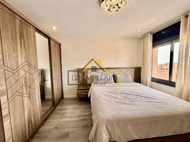 Luminoso piso de 3 habitaciones . — 24