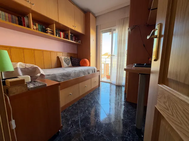 Último piso de 4 dormitorios con balcón — 30