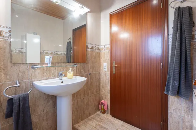 Casa reformada con amplia parcela de 2.163 m2: espacio, tranquilidad y naturaleza — 28