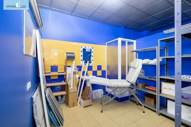 🏢 LOCAL COMERCIAL EN VENTA - ZONA PLAZA DE TOROS, GRANADA — 27