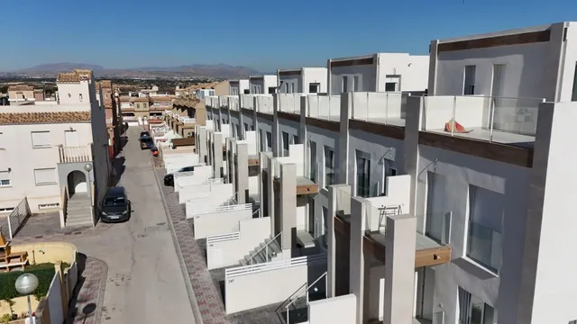 Exclusivo bungalow de obra nueva en Gran Alacant — 26