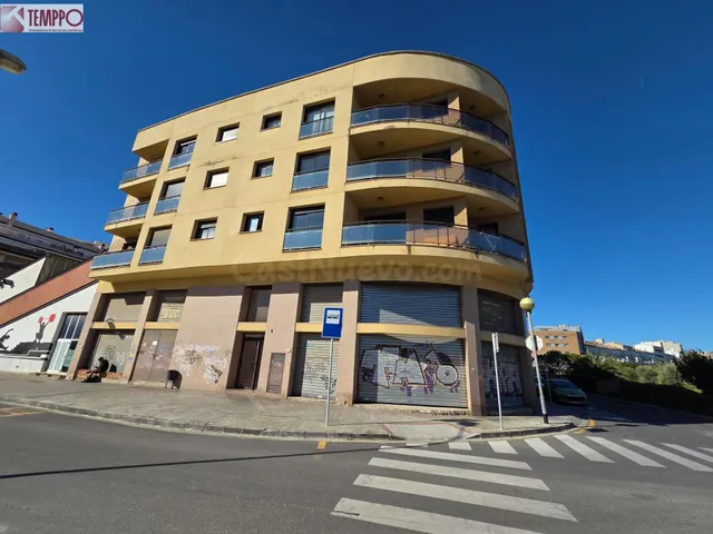 Amplia Plaza de Aparcamiento - foto 2