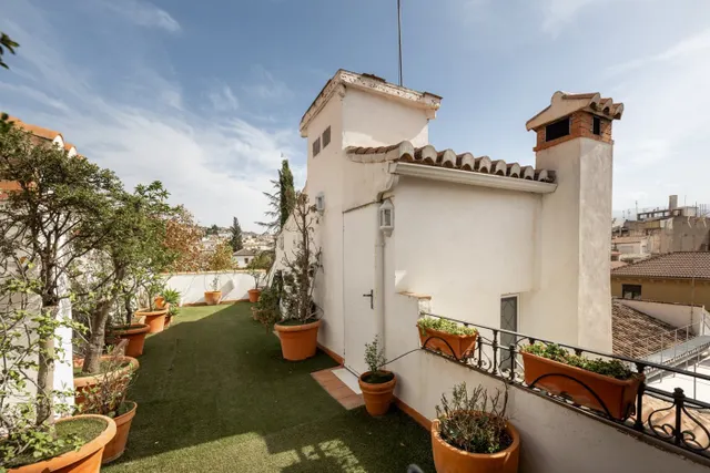 FANTASTICA CASA EN PLAZA DE LOS LOBOS — 15