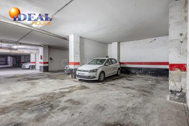Garaje doble en venta en Urbanización Parque del Genil – Granada Capital — 3