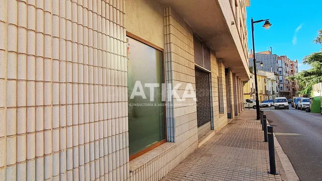 LOCAL COMERCIAL EN VENTA JUNTO AL HOSPITAL DE ONTINYENT - foto 2