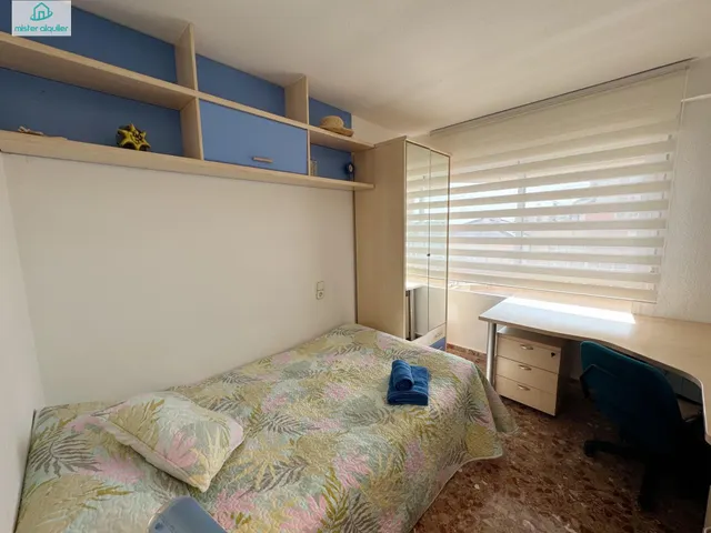 Apartamento 3 habitaciones 92m² en alquiler - 1a linea — 37