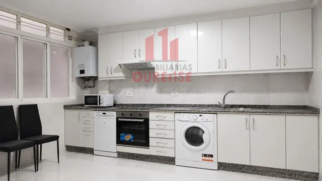 PISO AMUEBLADO EN EL CENTRO DE LA CIUDAD DE OURENSE (IDEAL C - foto 3
