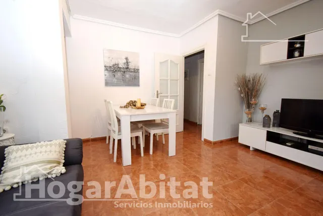 ¡CERCA DE LA PLAYA! EXTERIOR CON ASCENSOR Y TRASTERO — 9