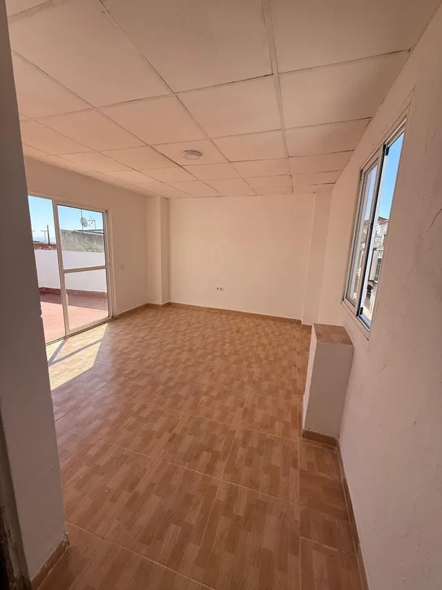MAGNIFICA CASA EN FERNAN NUÑEZ!! — 17