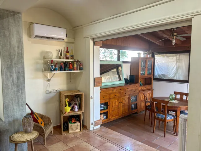 Chalet esquinero con apartamento independiente y piscina en Sant Pere de Ribes — 8