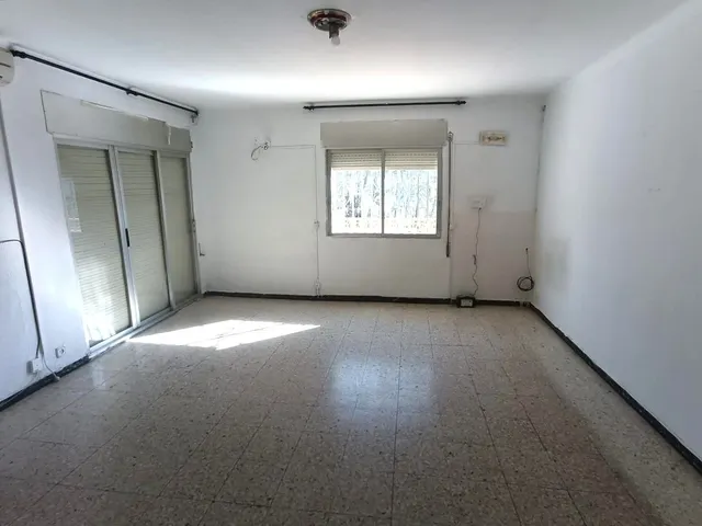 Venta casa en Castellví de Rosanes (Barcelona) - foto 2
