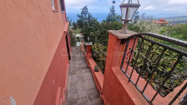 Casa con finca, terrazas, aparcamiento, preciosas vistas... - foto 2
