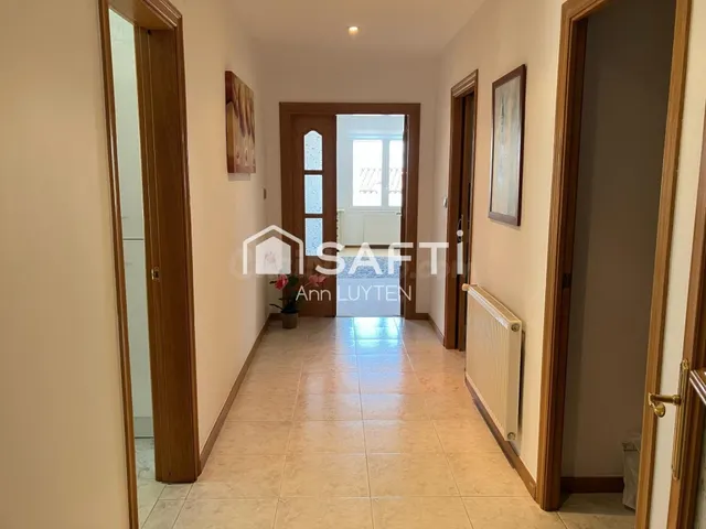 Casa con dos viviendas en venta Mas Fumats Roses - foto 5