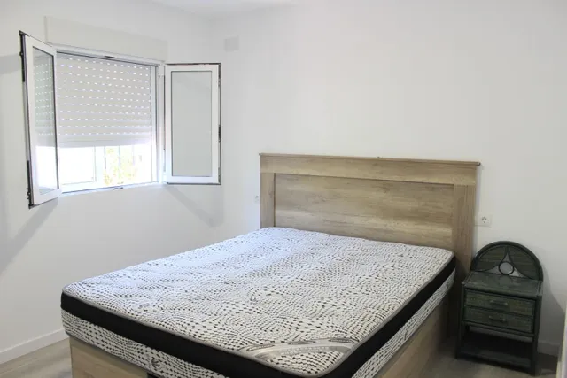 CHALET RUSTICO + APARTAMENTO DE INVITADOS, GARAJE, BUEN ACCESO, AIRE ACONDICIONADO — 35