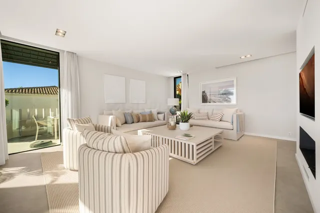 Chalet 5 habitaciones 552m² en venta - Costa Del Sol — 3