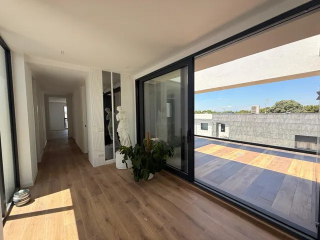 Exclusivo Chalet de Diseño en El Bosque, Villaviciosa de Odón - Lujo y Confort — 21