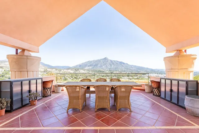 Ático 5 habitaciones 444m² en venta - Marbella